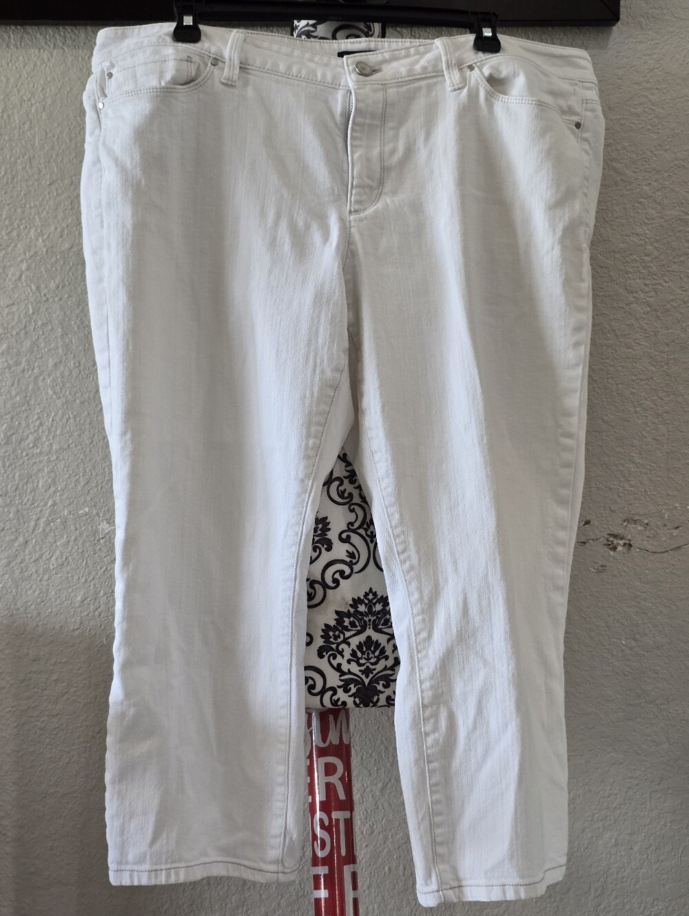 Ann Taylor White Straight-Leg Pants